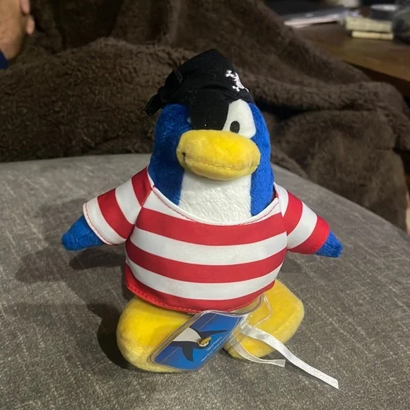 club penguin Toys Price Drop Club Penguin Series Shipmate